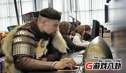 爆头哥出没！中华儿女多奇志 自古网吧多神人