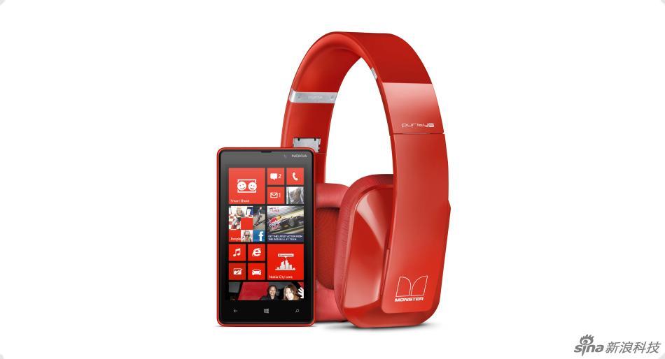 Nokia Purity Pro Stereo headset by Monster with Nokia Lumia 820