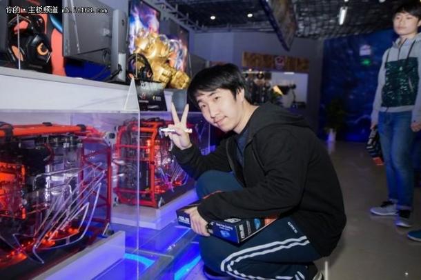 玩家國度電競館旗艦店開業(yè)慶典完美舉行