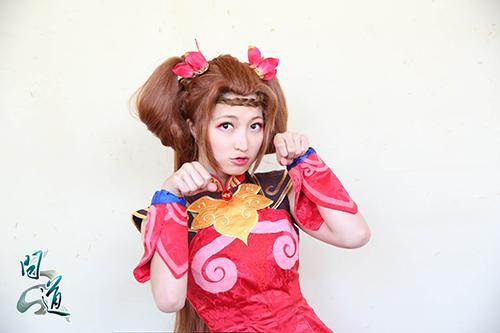 《问道》小师妹首度献舞 光宇cos团持续招募