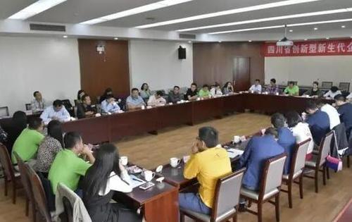 四川老板集體進(jìn)京 消磨“富二代”浮躁氣息 